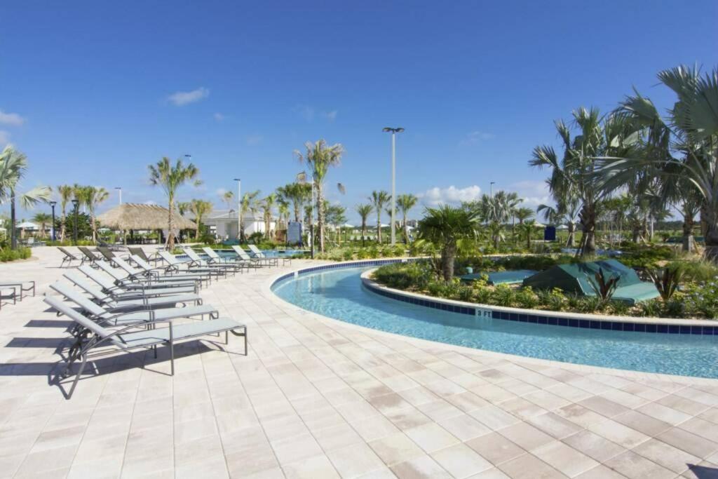Enchanting Decor Home With Private Pool At Storey Lake Resort Sl4714 Kissimmee Bagian luar foto