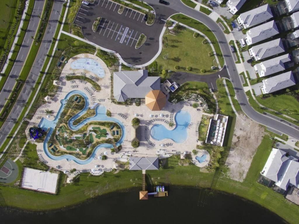 Enchanting Decor Home With Private Pool At Storey Lake Resort Sl4714 Kissimmee Bagian luar foto